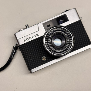 코니카 Konica EE-matic 메탈 필름카메라 C-224