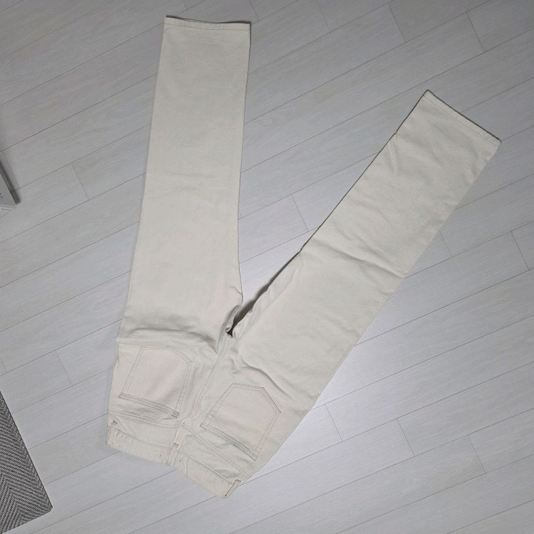 [26_크림] 무신사스탠다드 레귤러 핏 데님 팬츠 이미지