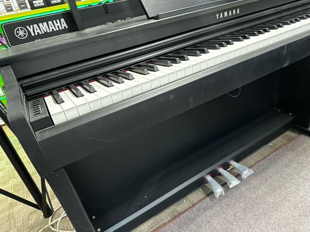 야마하 CLP725 판매합니다 이미지
