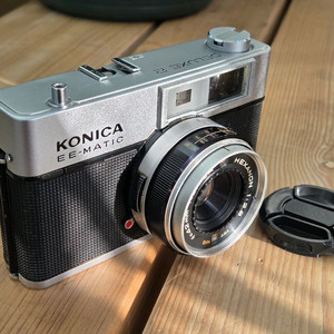 KONICA 코니카 EE-MATIC Deluxe 2 필름카메라