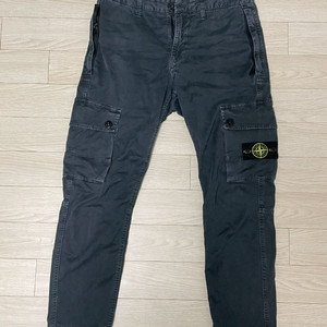 [ 31 ] 22ss 스톤아일랜드 와펜패치 카고팬츠 차콜