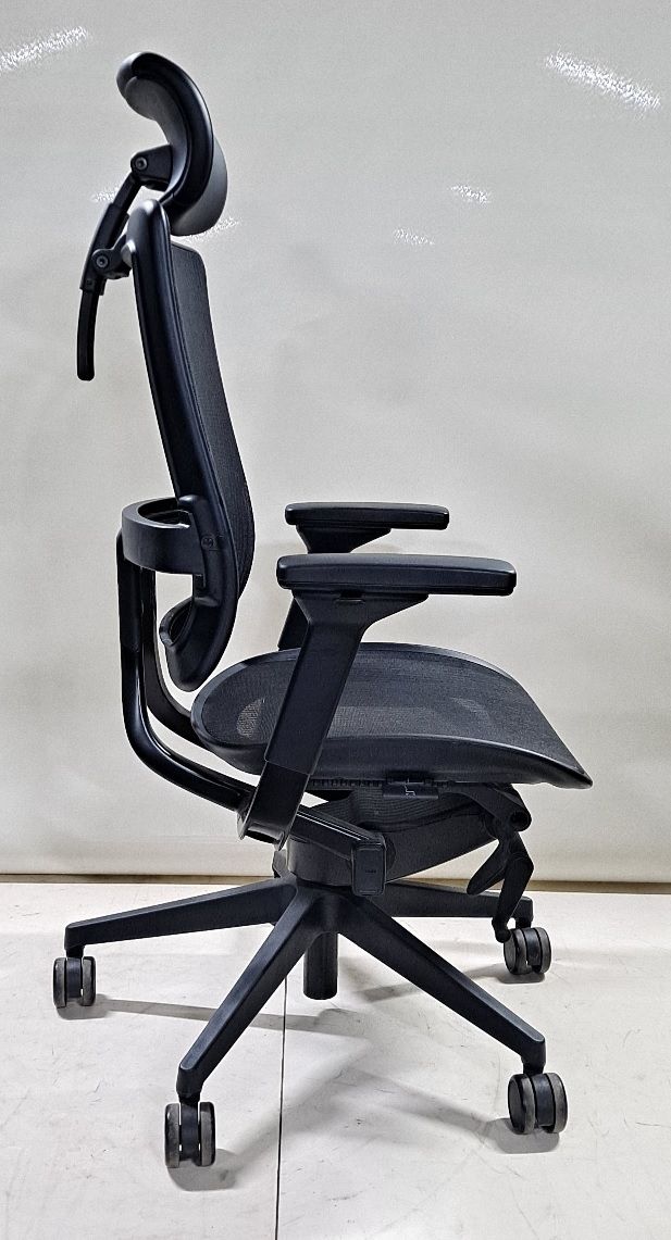 퍼시스 아이티스3 의자 (CH4200AH, 헤드레스트)--1