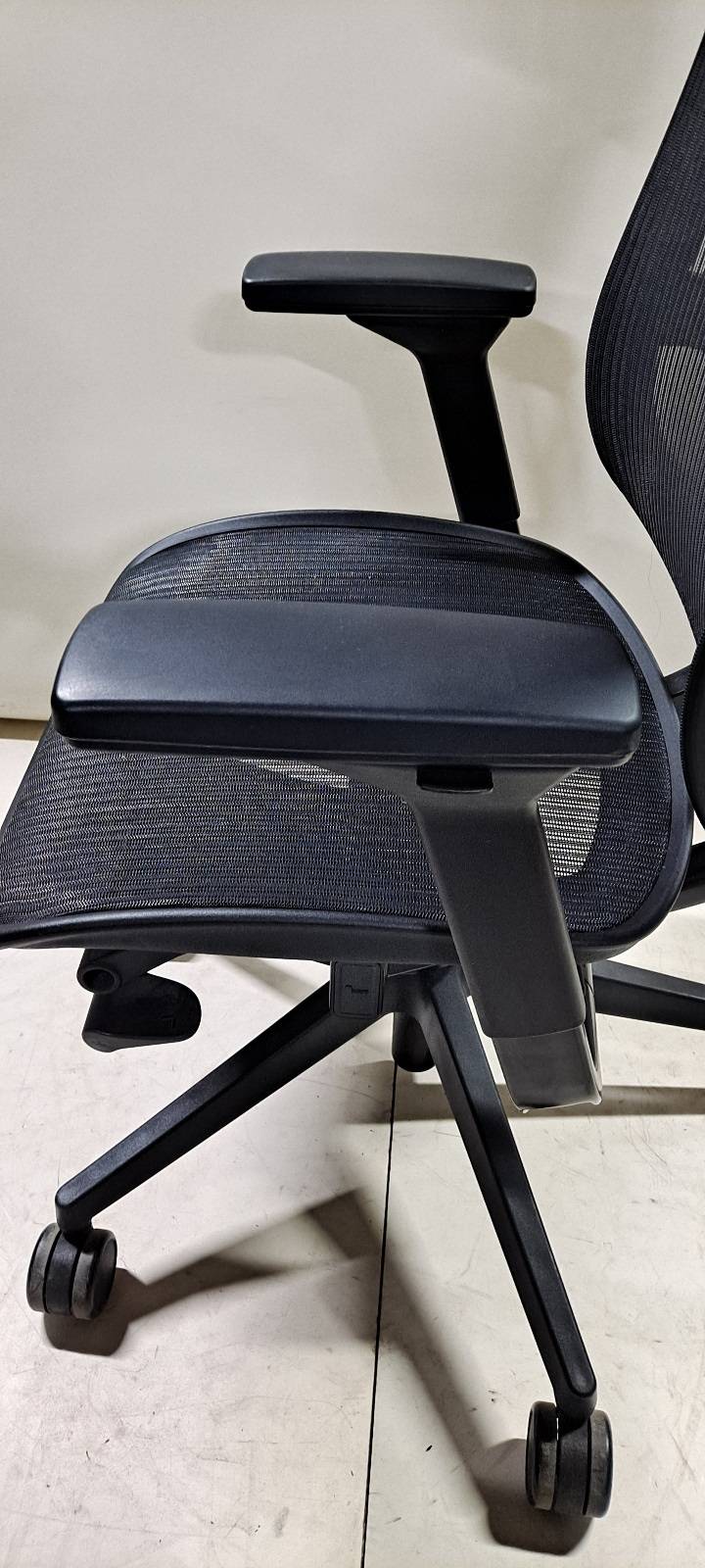 퍼시스 아이티스3 의자 (CH4200AH, 헤드레스트)--8