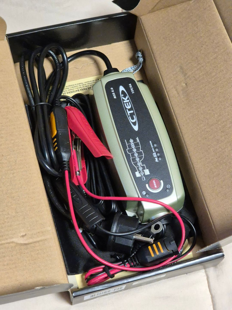 씨텍 (CTEK) MXS 5.0 자동차, 바이크 배터리충전기 이미지