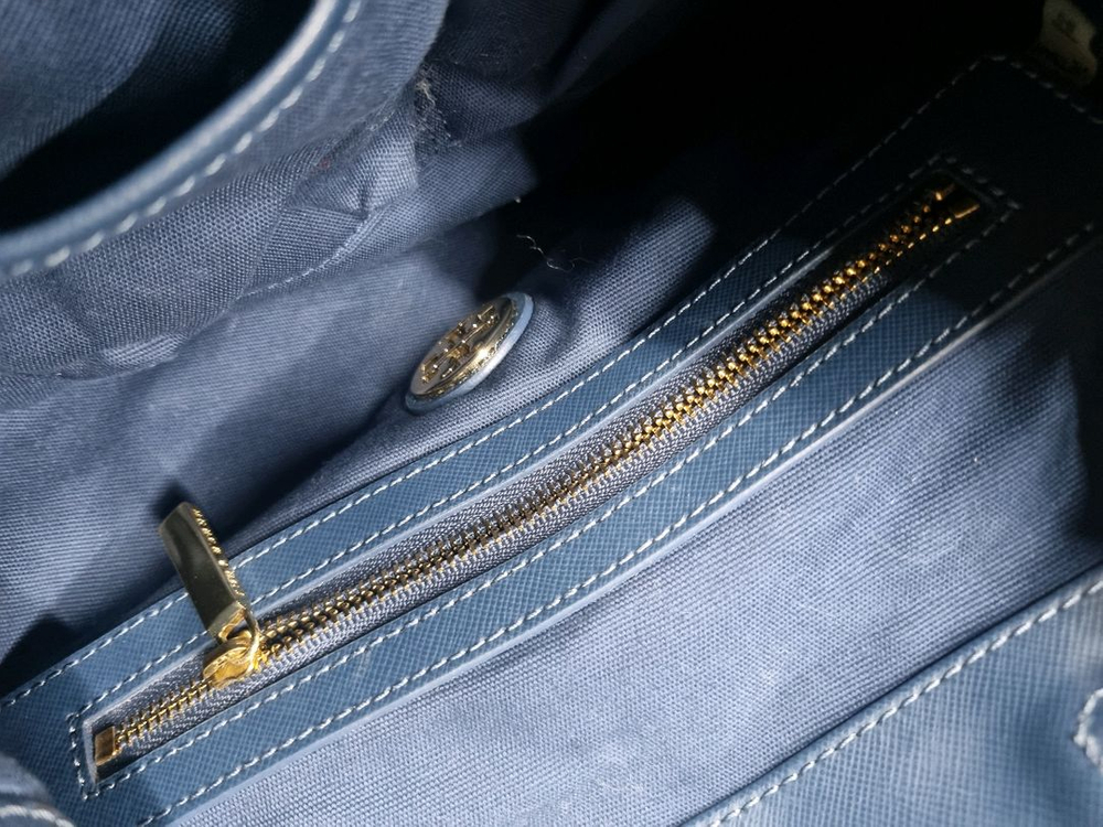 토리버치 정품백팩--5