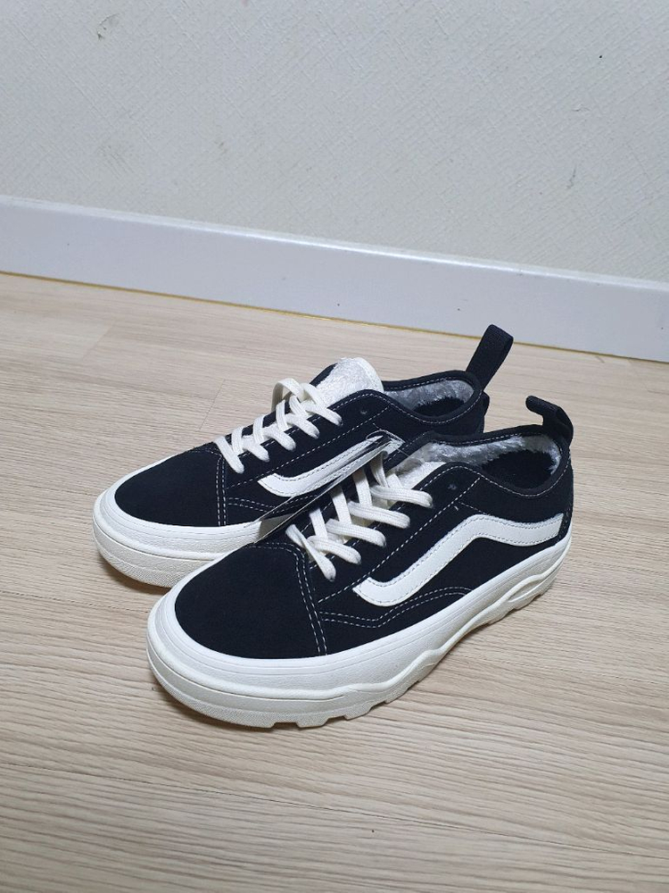 반스 센트리 올드스쿨 스니커즈 235--3