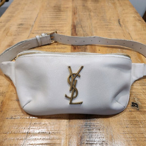 (정품) 생로랑 루 마틀라세 벨트백 (화이트/금장)