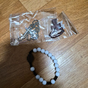 십자가 목걸이.팔찌.반지.패션반지.팔찌 일괄 무료배송