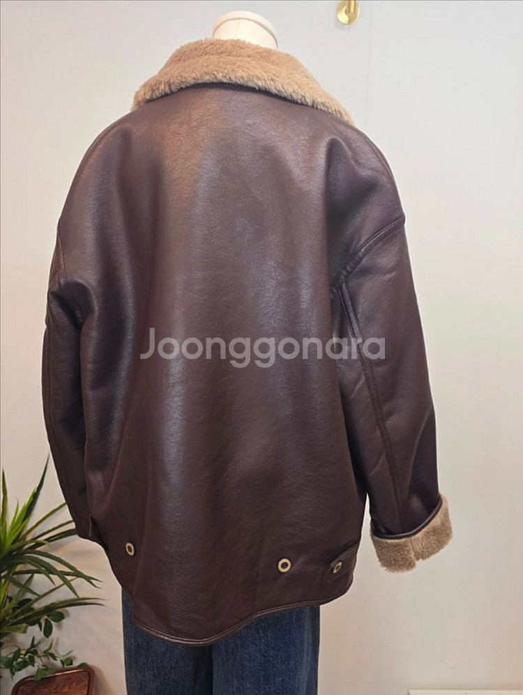 새상품 신상 리버시블무스탕 레자무스탕 레더코트 무스탕맛집--5