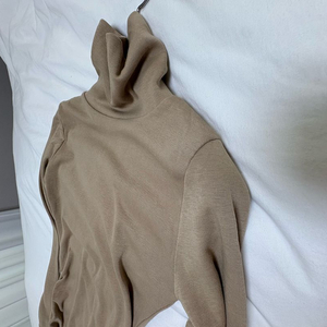 기모 폴라 셔링 원피스 블랙, 베이지