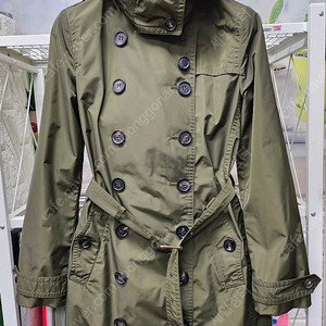 버버리 트렌치코트 슬림55 발모랄 올리브 여성트렌치코트 MG56