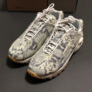 나이키 X 드레이크 녹타 핫 스텝 에어 테라 라이트 본