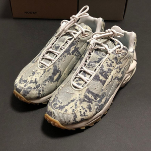 나이키 X 드레이크 녹타 핫 스텝 에어 테라 라이트 본