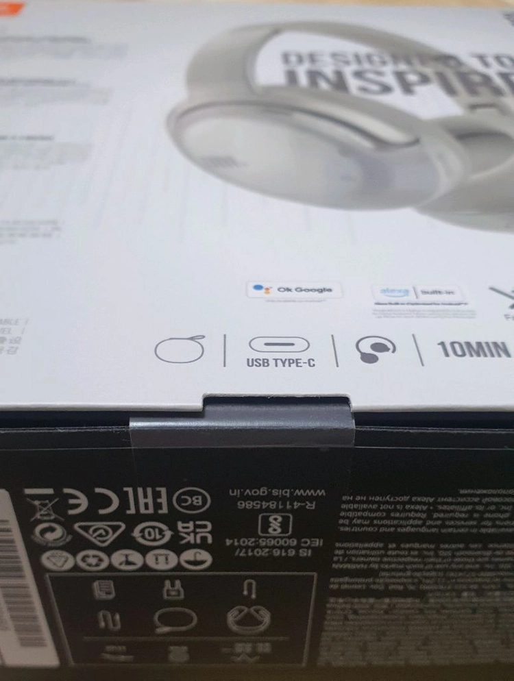 JBL TOUR ONE M2 블루투스 새제품 이미지