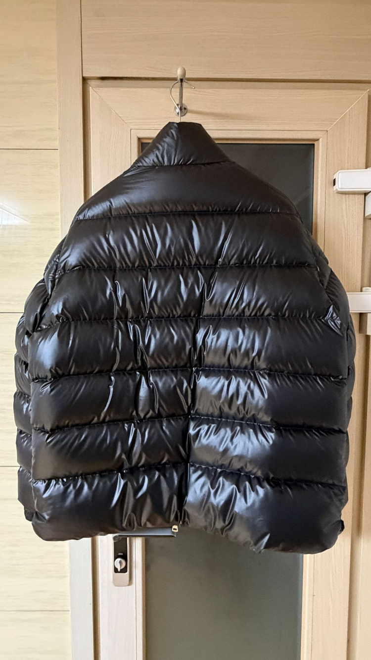 [새상품] 몽클레어 lule 블랙 6사이즈 판매합니다. 이미지