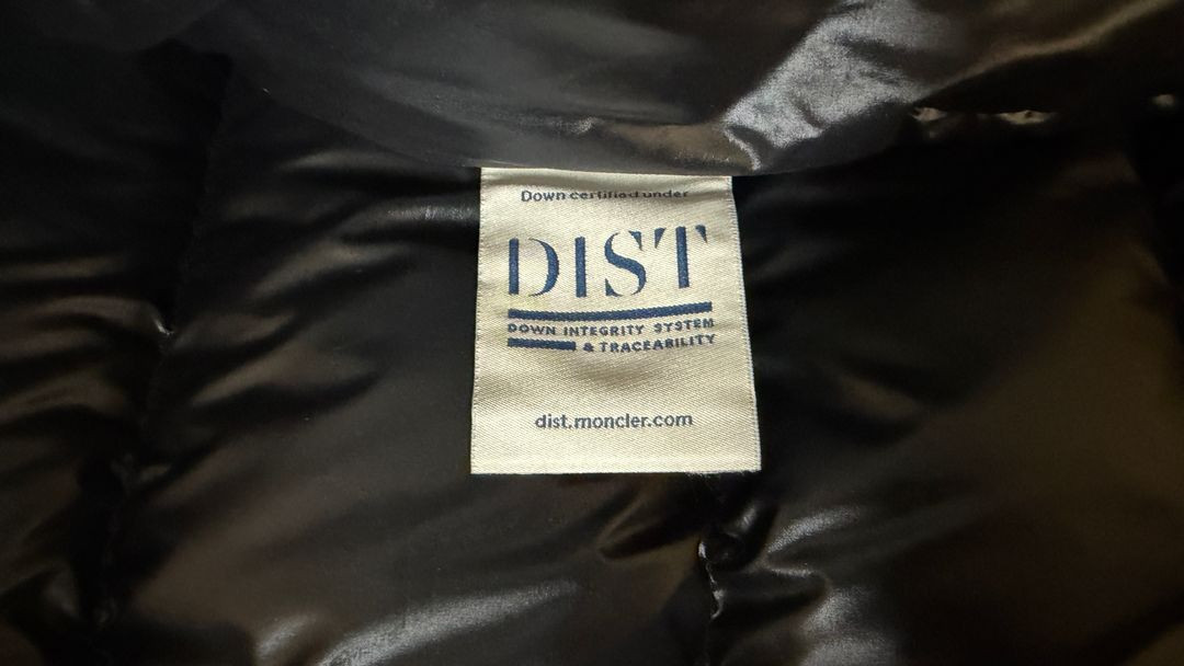 [새상품] 몽클레어 lule 블랙 6사이즈 판매합니다. 이미지