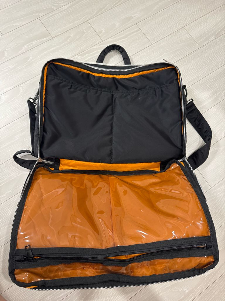 포터 탱커 2way 브리프케이스 블랙 팝니다.--1