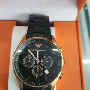 아르마니 시계