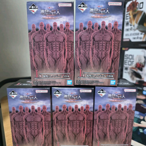 진격거 제일복권 I상 벽거인 피규어