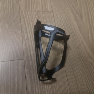 자이언트 카본 물통케이지
