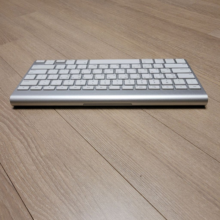 애플 매직 키보드 1세대--2