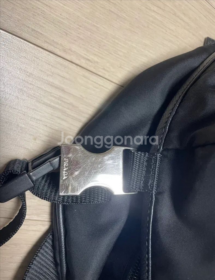 프라다 바이커백 라지 블랙 2VH991--1