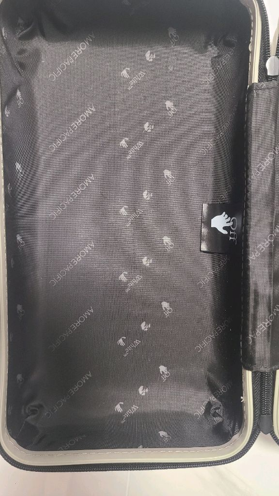 아모레퍼시픽 오프화이트 가방 판매해요--5