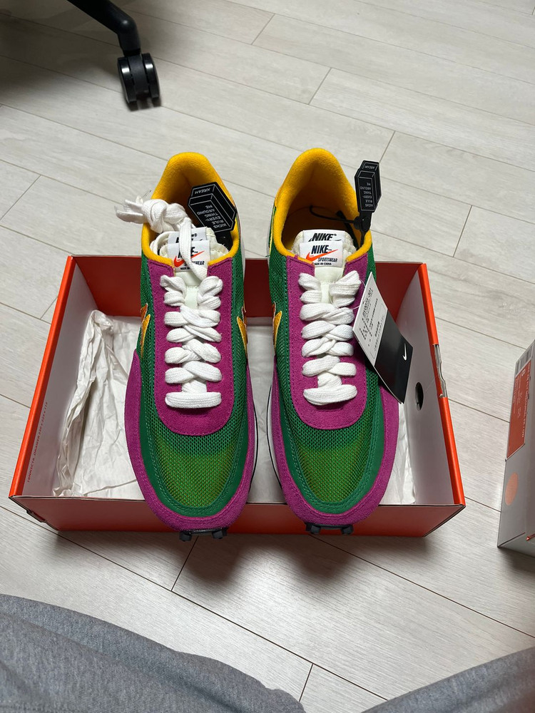 나이키 사카이 와플 핑크그린 265 사이즈 새제품 이미지