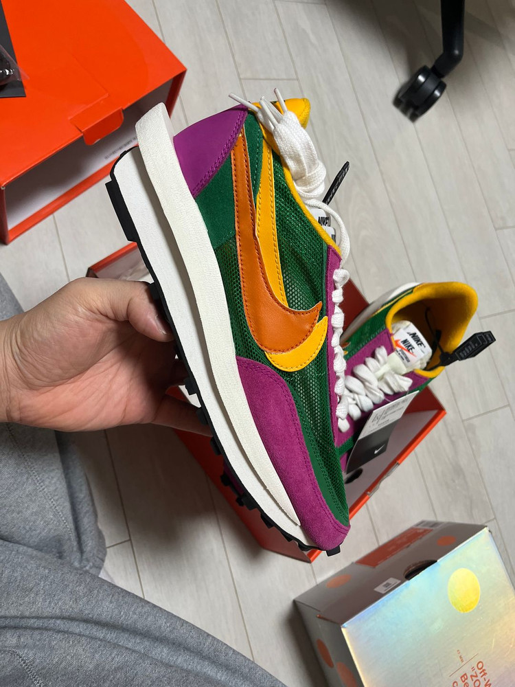 나이키 사카이 와플 핑크그린 265 사이즈 새제품 이미지