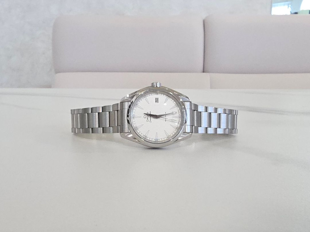 오메가 아쿠아테라 흰판 쿼츠 이미지