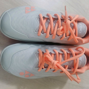 요넥스 배드민턴화 245