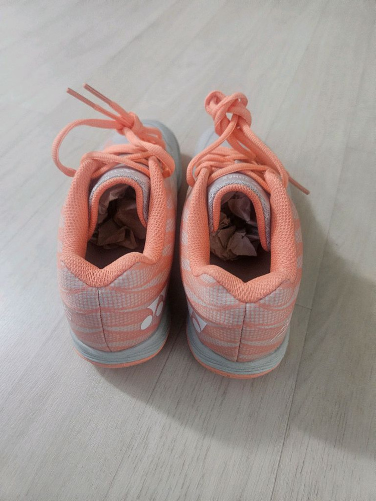 요넥스 배드민턴화 245--1