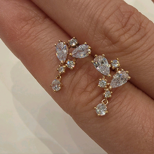 <새제품> 14k핑크골드_프롱큐빅귀걸이