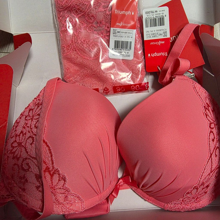 트라이엄프 여성용 브라팬티 4개 세트 이미지