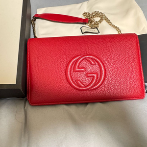 구찌 소호 디스코백 레드 체인 크로스백
