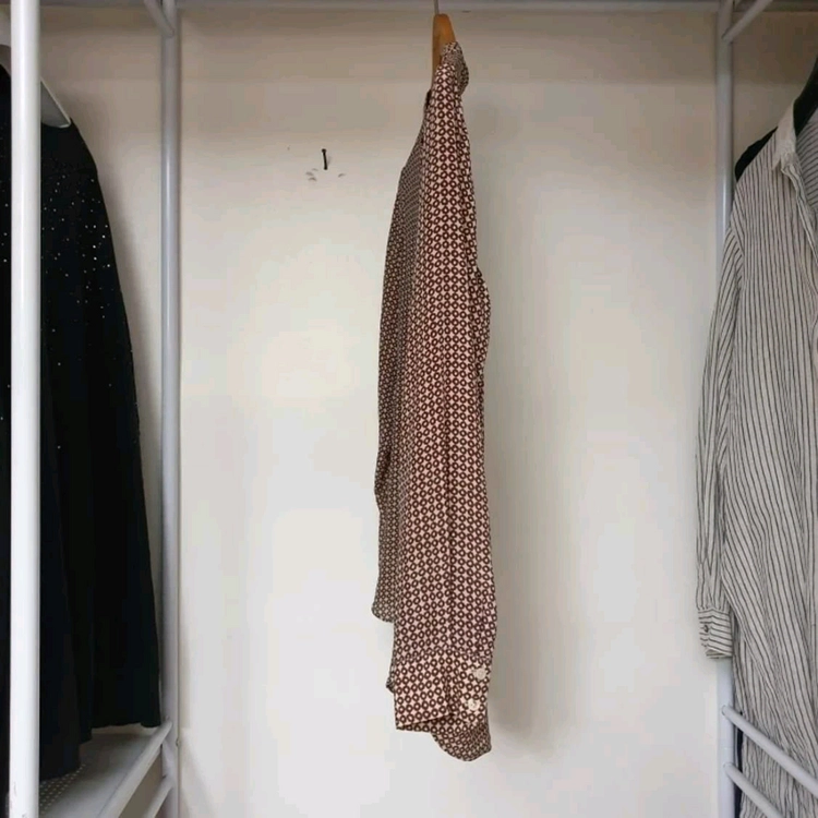 마시모두띠 시그니처 멀버리실크 추상패턴 블라우스 이미지