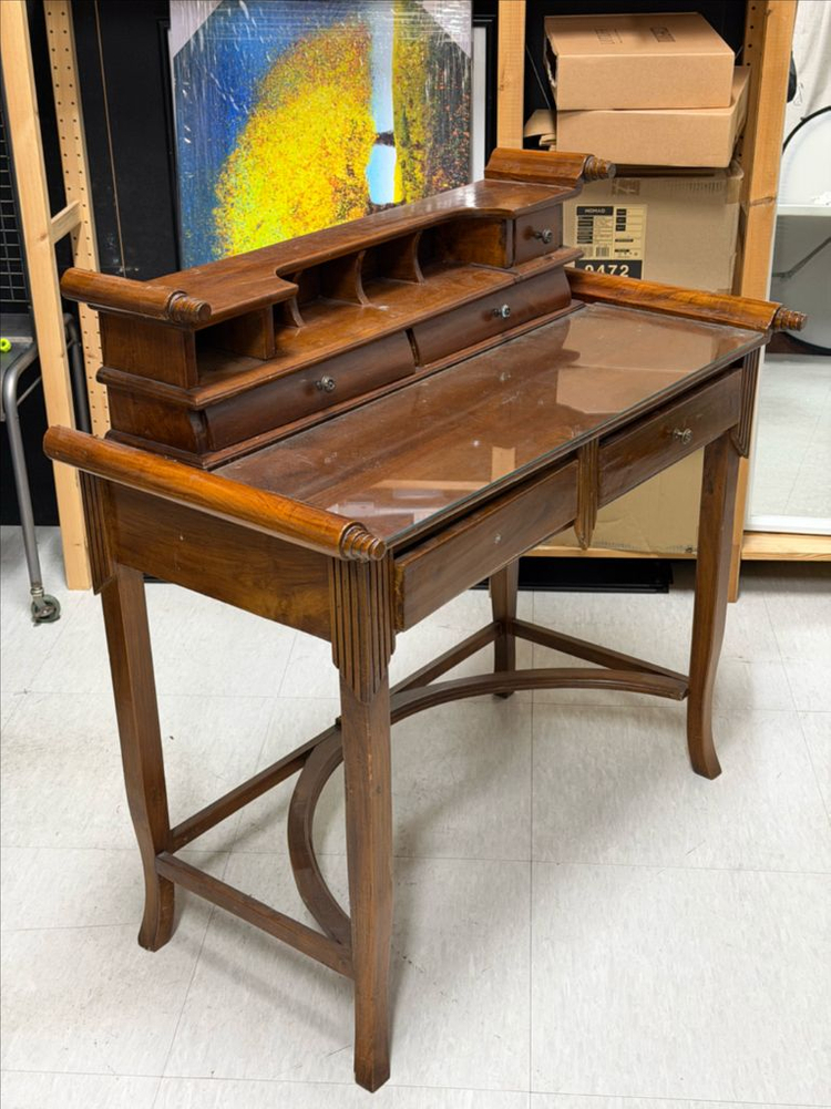 엔틱가구 선반 거실장 장식장 화장대 진열장 이미지