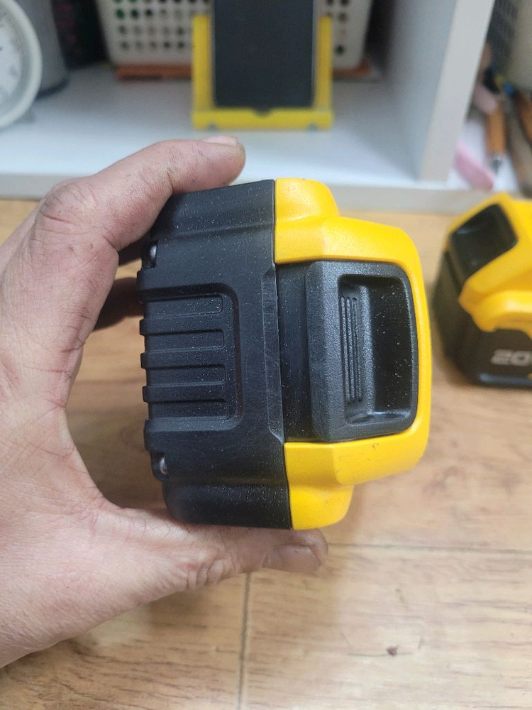 디월트배터리 DCB184 2개일괄2025 S급 이미지