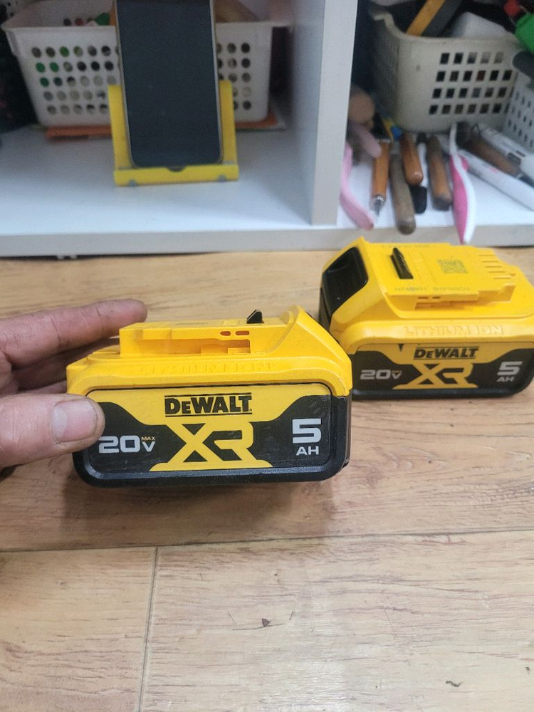 디월트배터리 DCB184 2개일괄2025 S급 이미지