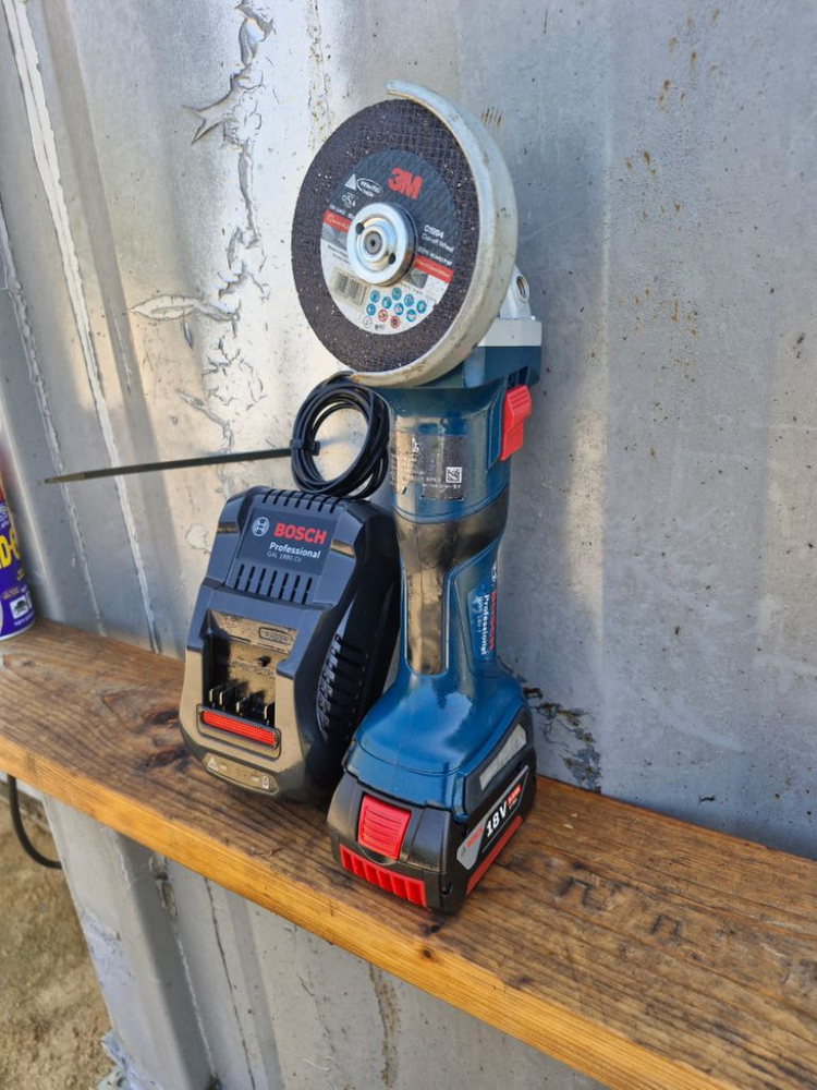 보쉬충전그라인더 GWS 18V-7브러쉬리스모터 2023 이미지