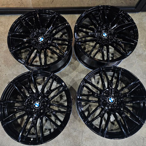 BMW G11 7시리즈 M퍼포먼스 블랙 스타일 20인치