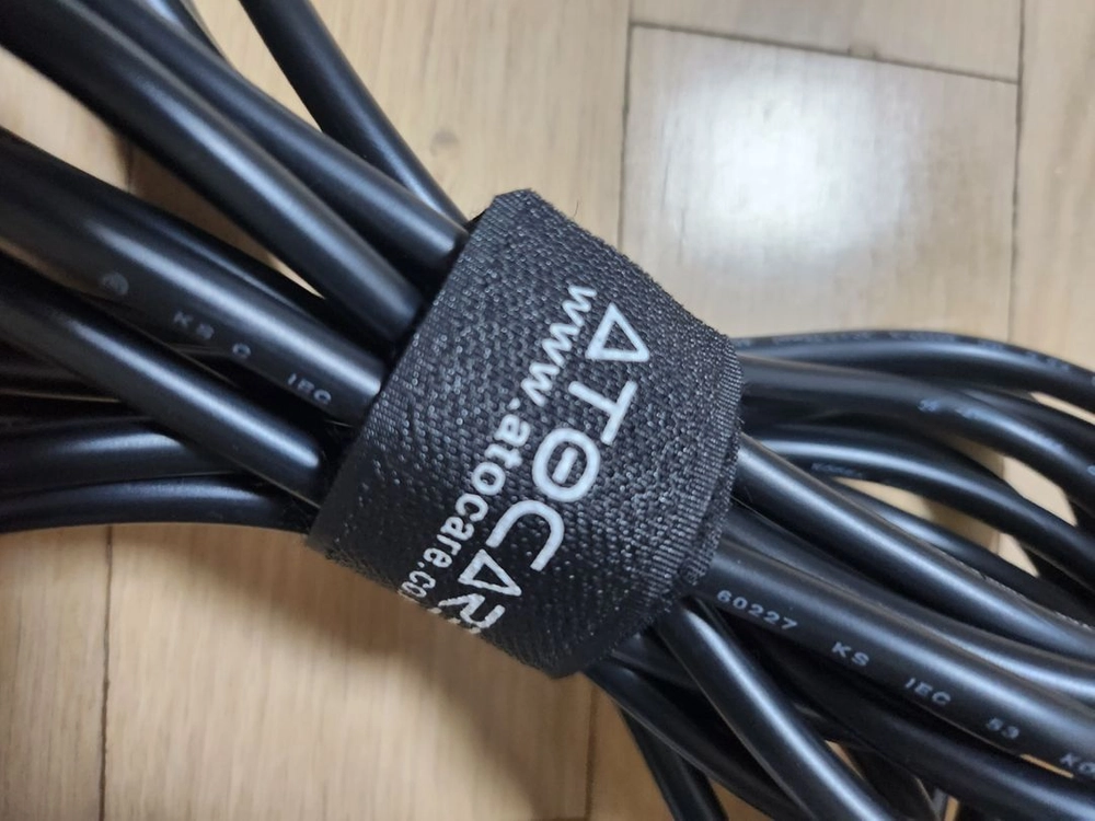 침구살균 진공청소기~ 한번사용후 세척해서 고히 보관 이미지