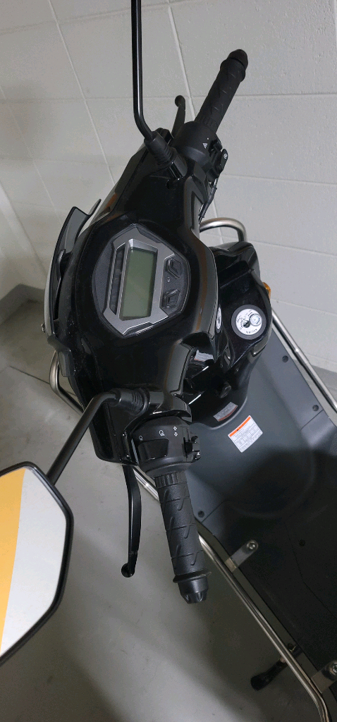 대림 엠보이125 오토바이 새상품급(짐받이시공) 이미지