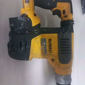 디월트 DCH417 무선 햄머앙카드릴