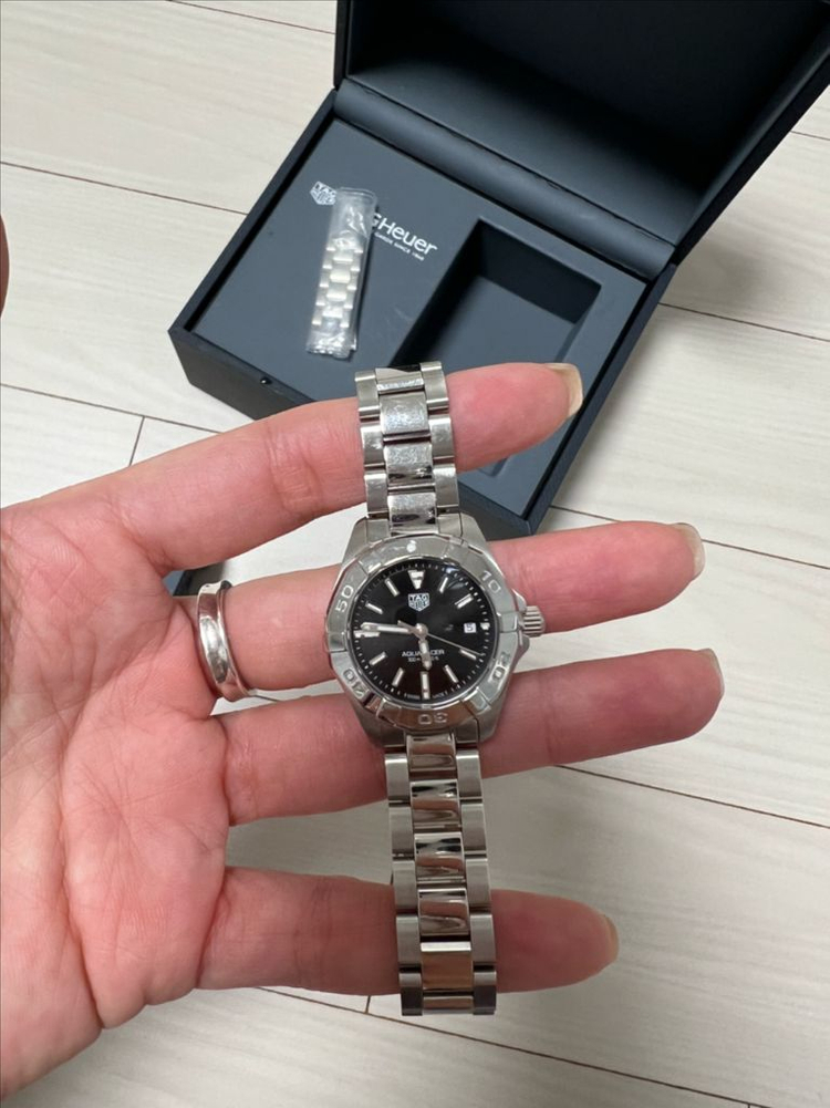 태그호이어 아쿠아레이서 300 여성용--3