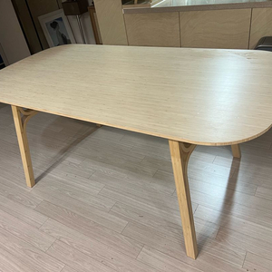 이케아 복슬뢰브 식탁(180x90)