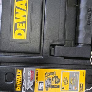 디월트 DCS333X2 무선 햄머드릴