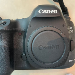 캐논 EOS 5D Mark III 카메라 이미지