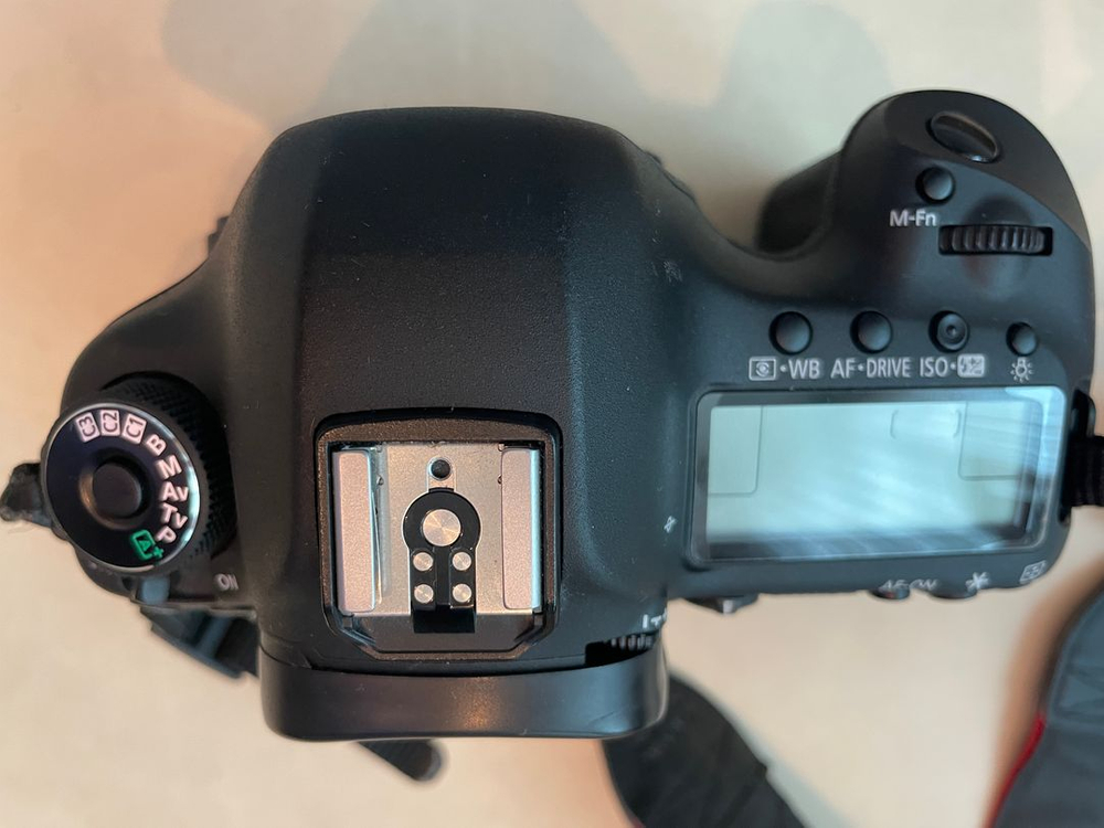 캐논 EOS 5D Mark III 카메라 이미지