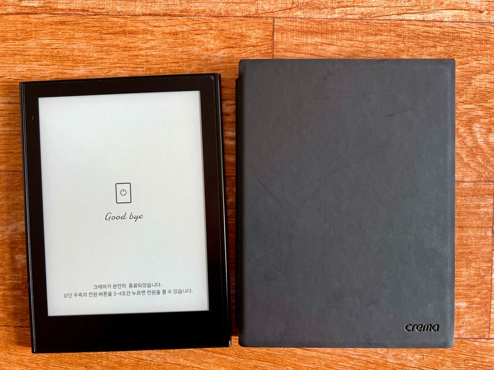 이북리더 크레마 모티프 팝니다.--0